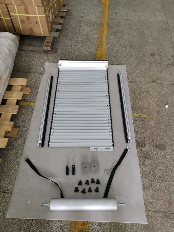 HC-O-3057 Auto accessory customizable roll curtains door 