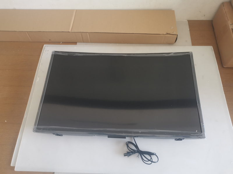 HC-B-62031 Bus CONGA COLOR CURVED TV SET