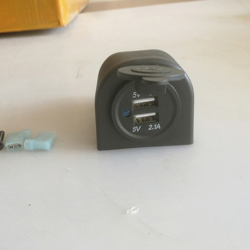 HC-B-65012 12V-24V USB Socket Bus USB Charger Cargadores Usb 3.1A/4.2A