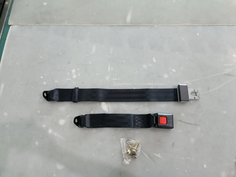 HC-B-47117 Auto accessory bus universal 2-point seat safety belt