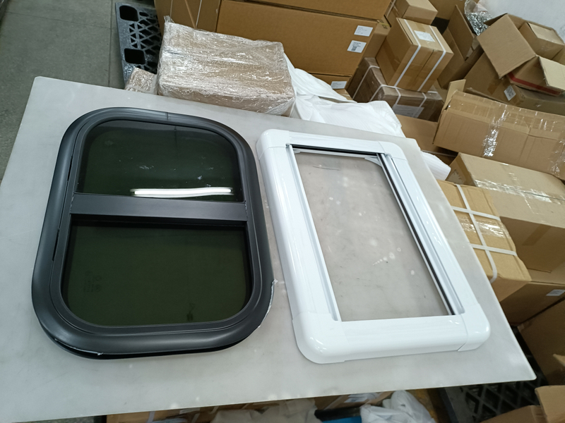 HC-B-67058 SLIDING CAR WINDOWS 500*350
