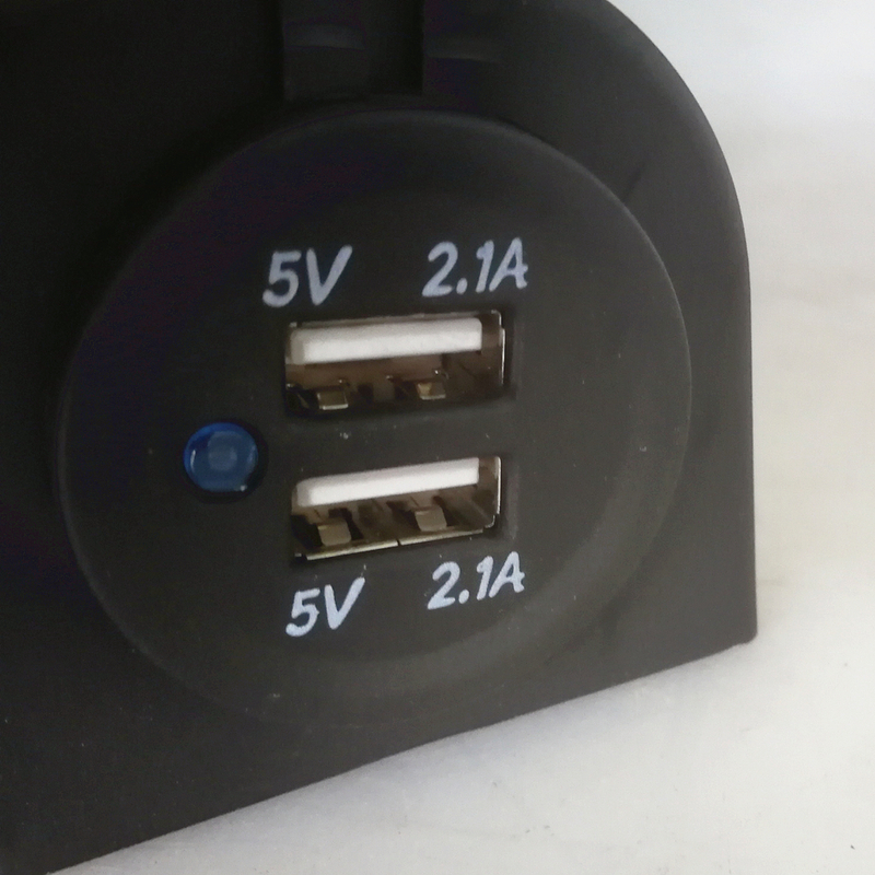 HC-B-65012 12V-24V USB Socket Bus USB Charger Cargadores Usb 3.1A/4.2A