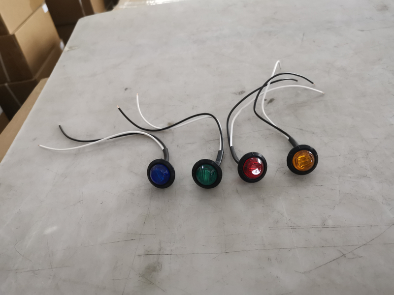 HC-T-51027 AUTO SPARE PARTS LED SIDE LAMP UNIVERSAL