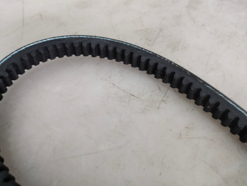 B-72042 BUS BODY PARTS BELT FOR ZHONGTONG V13*940