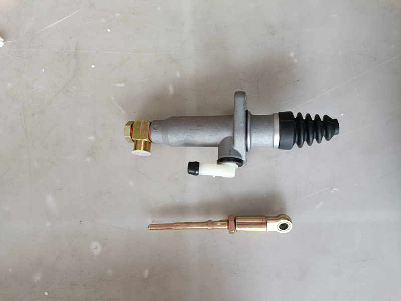 HC-O-3140 CLUTCH MASTER CYLINDER FOR KINGLONG 216000038 216400021 auto body parts spare