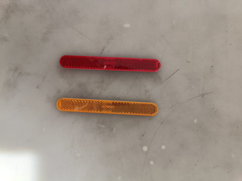 HC-B-32079 Auto parts REFLECTOR new type with Emark