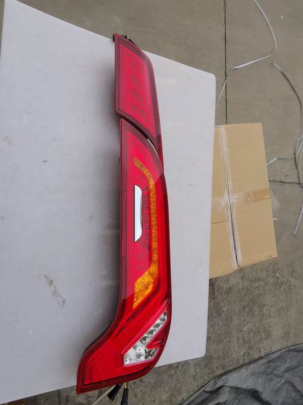 HC-B-2239-1 BUS ACCESSORIES BUS LAMP TAILLAMP REAR LIGHT 