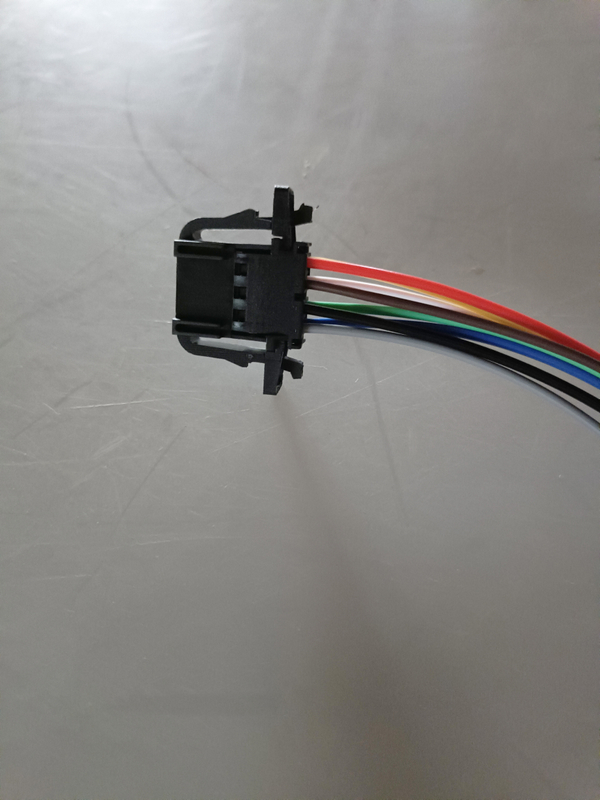HC-B-66079 Auto Bus accessory universal plug connector with wire