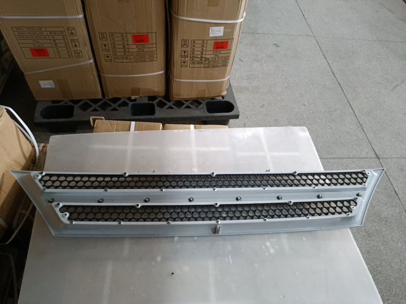 HC-B-35379 Bus body accessory FRONT GRILLE for COUNTY
