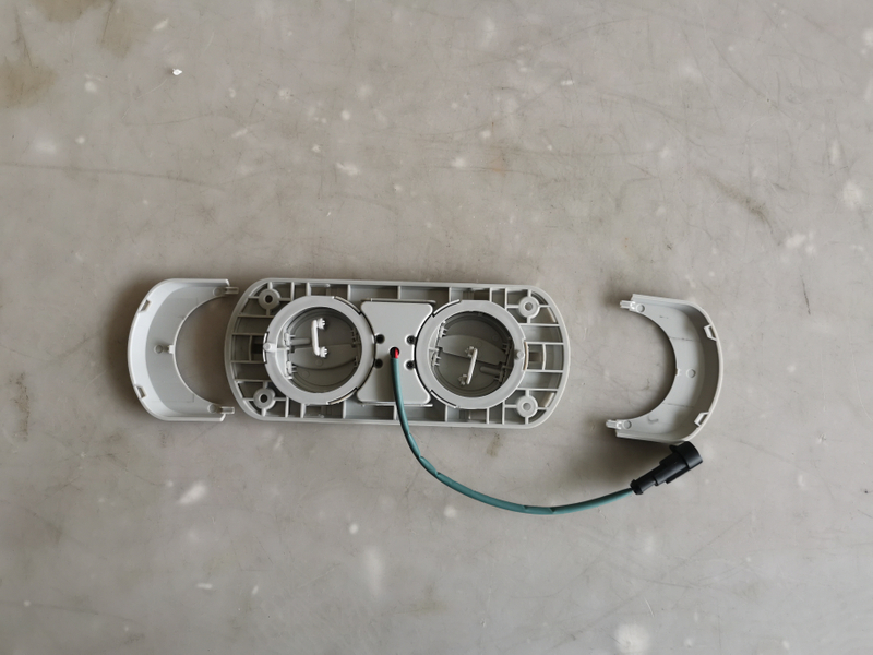 HC-B-12521 Auto spare parts universal wind outlet reading lamp new type