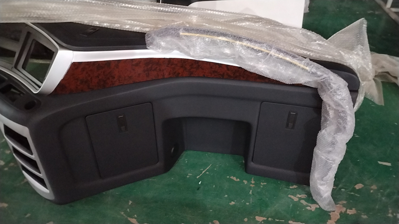 HC-B-38104 BUS DASHBOARD auto body parts spare