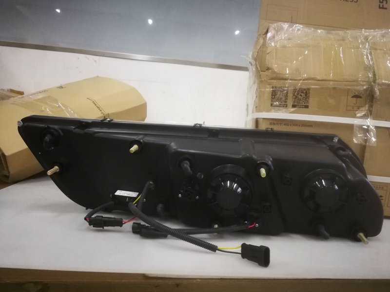 HC-B-1615 COMBINATION HEAD LAMP 596*442MM