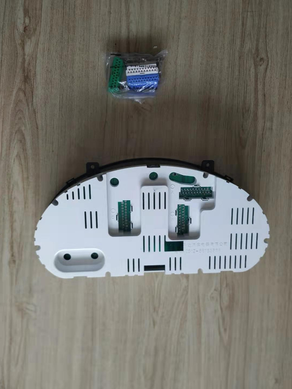 HC-B-38075 BUS DASHBOARD