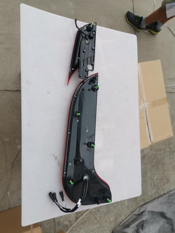 HC-B-2239-1 BUS ACCESSORIES BUS LAMP TAILLAMP REAR LIGHT 