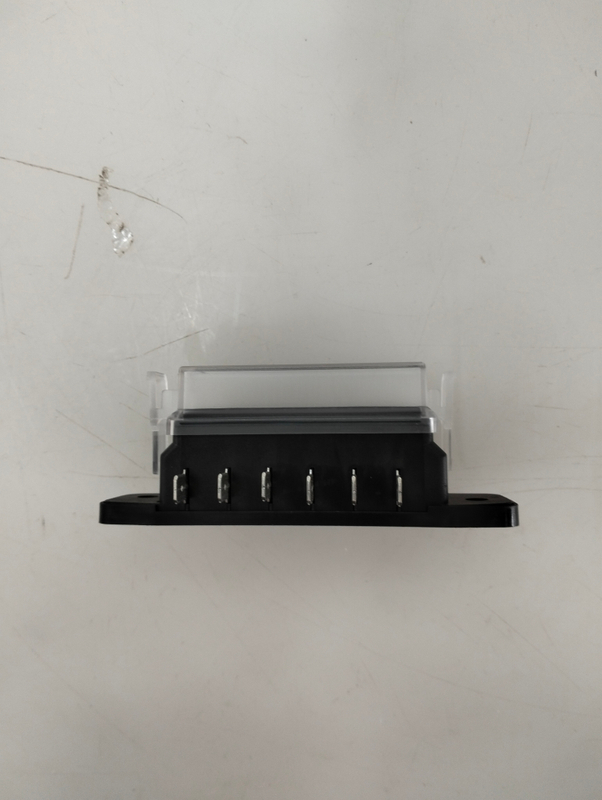 HC-O-2126 Premium Waterproof 8-Circuit Fuse Box for Commercial Vehicle Electrical System