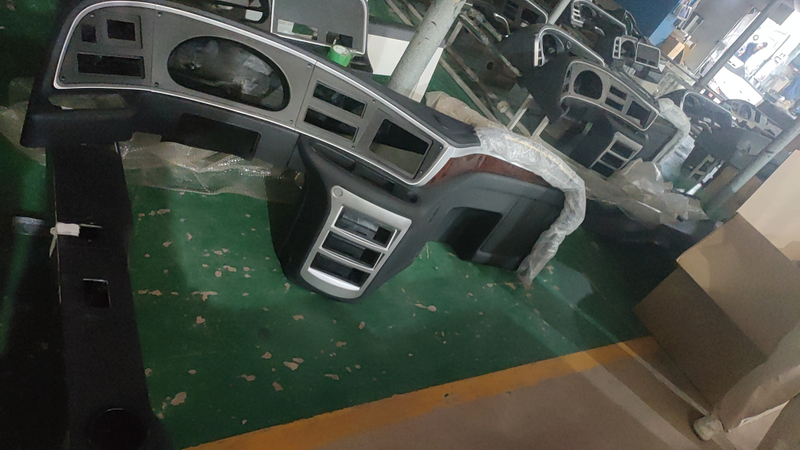 HC-B-38104 BUS DASHBOARD auto body parts spare