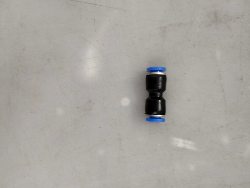 HC-O-3030 Bus Plastic Quick Plug Waterproof Quick Pull Cable Plug Connector Bus Spare Parts City Bus Body Auto Parts