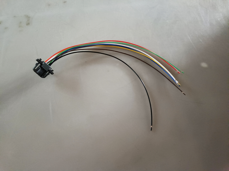 HC-B-66079 Auto Bus accessory universal plug connector with wire
