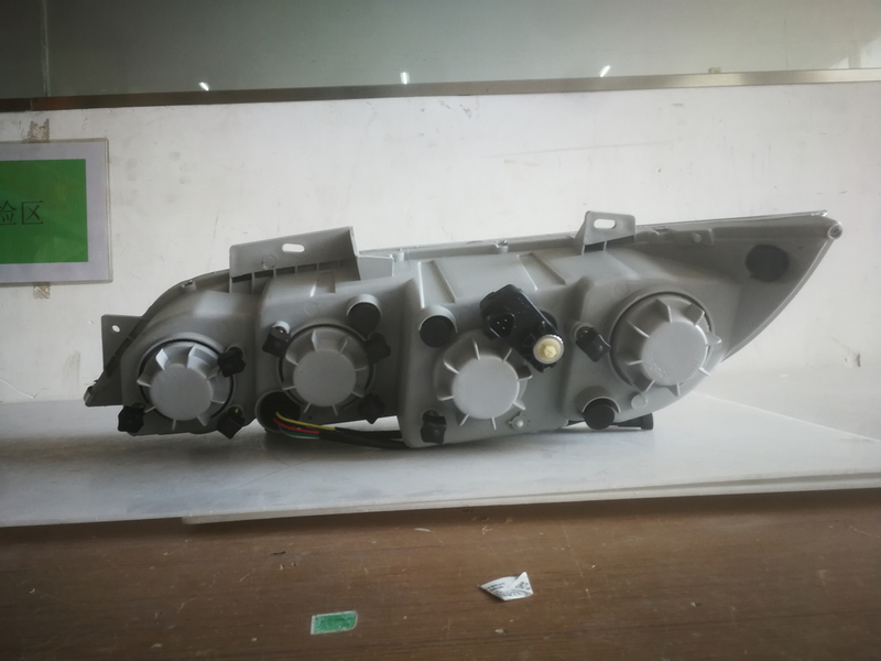 HC-B-1389-2 Neoplan Bus Parts front light head lamp high quality