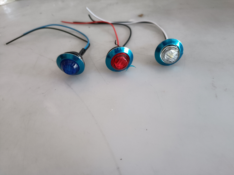 HC-T-51027-1 AUTO SPARE PARTS LED SIDE LAMP CHROME EDGE UNIVERSAL