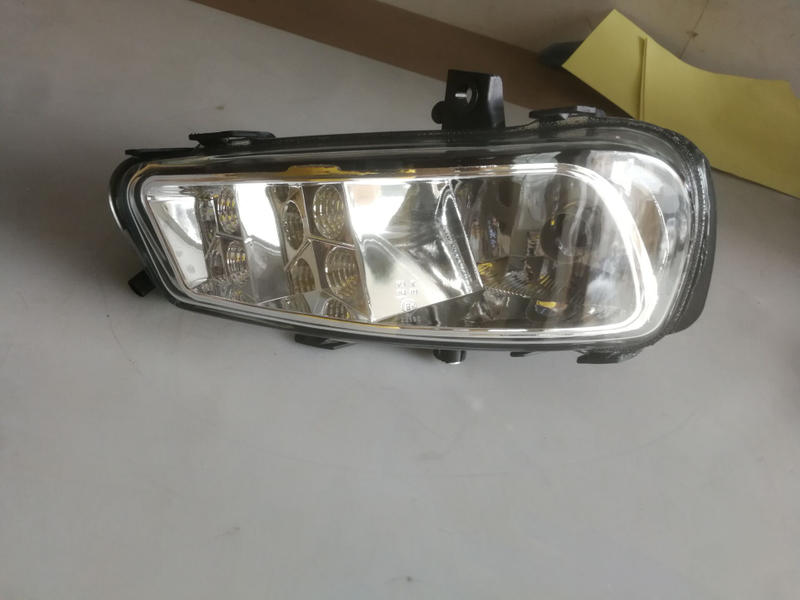 HC-T-1910 Front Fog Lamp for Mercedes Benz Bus Tourismo A9608202156 A9608202256