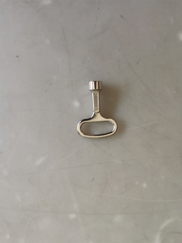 HC-B-10413 BUS LOCK PARTS SMALL FOUR CORNER KEY 52*37MM 