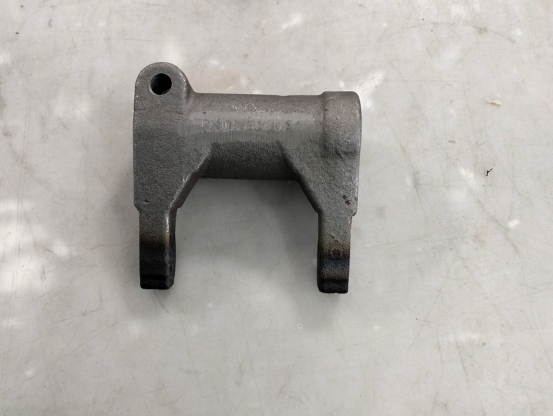 HC-B-75027 BUS CHASSIS PARTS CLUTCH FORK 1096302109