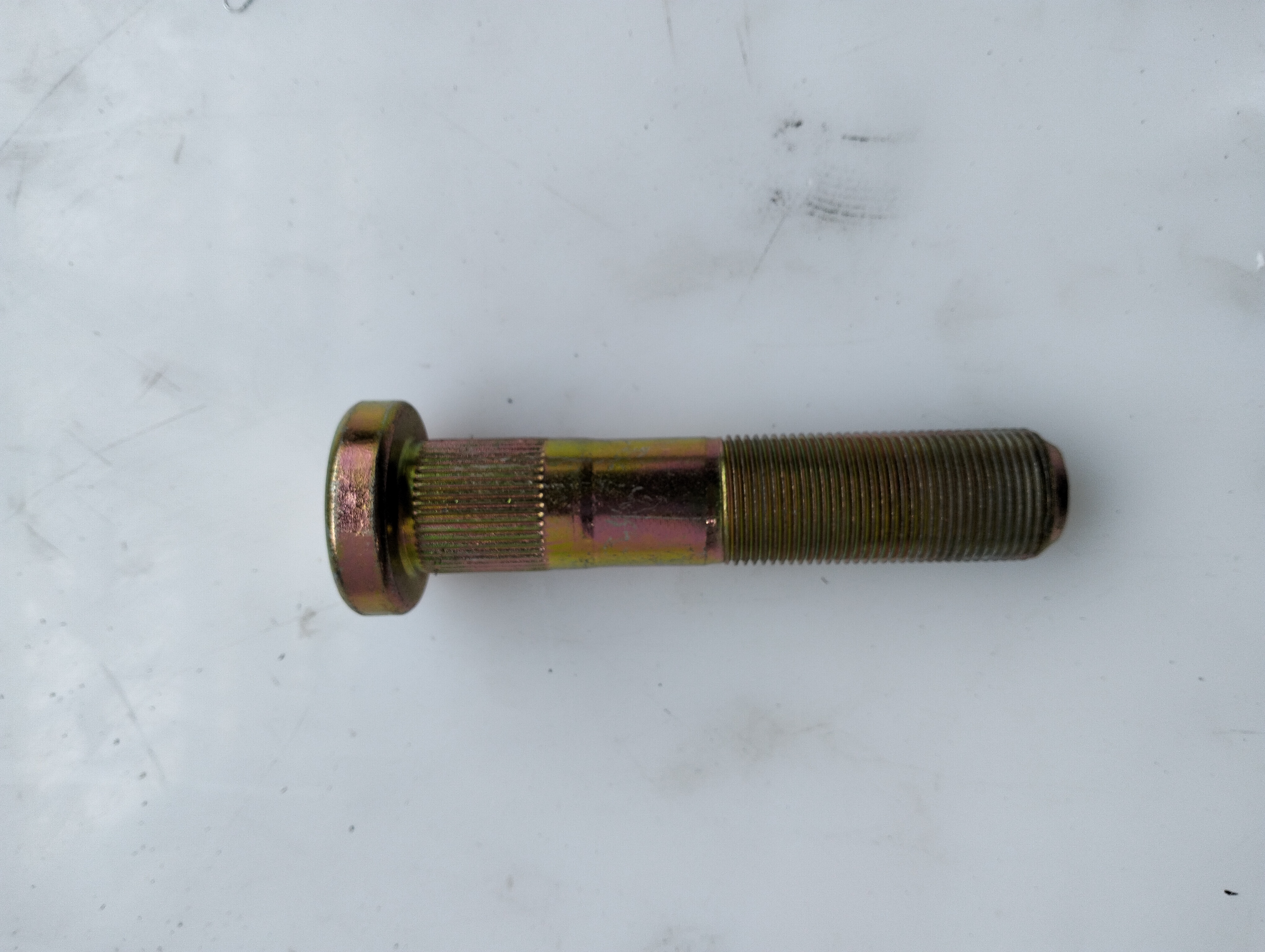 HC-O-3269 BUS ACCESSORIES REAR WHEEL STUD FOR KINGLONG 224001342