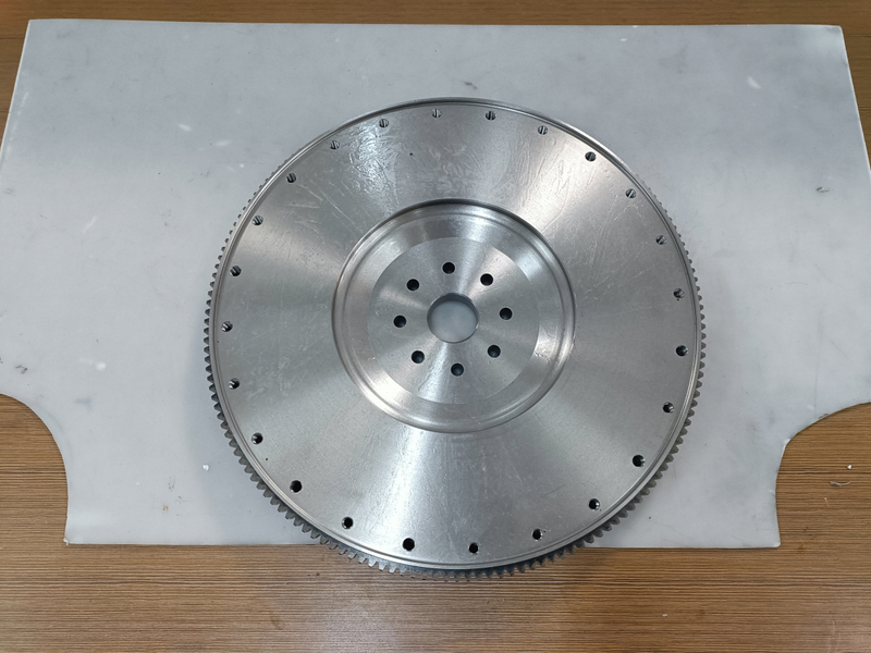 HC-B-75017 BUS CHASSIS PARTS FLYWHEEL 4943476 3960755