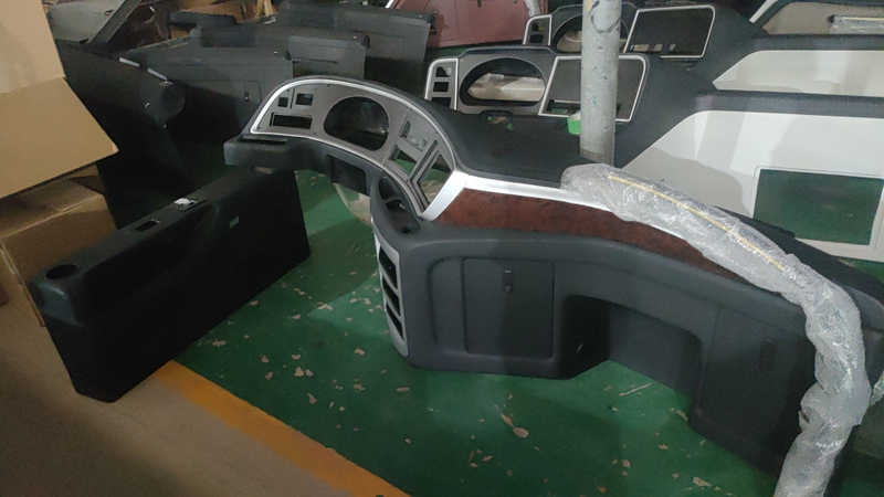 HC-B-38104 BUS DASHBOARD auto body parts spare