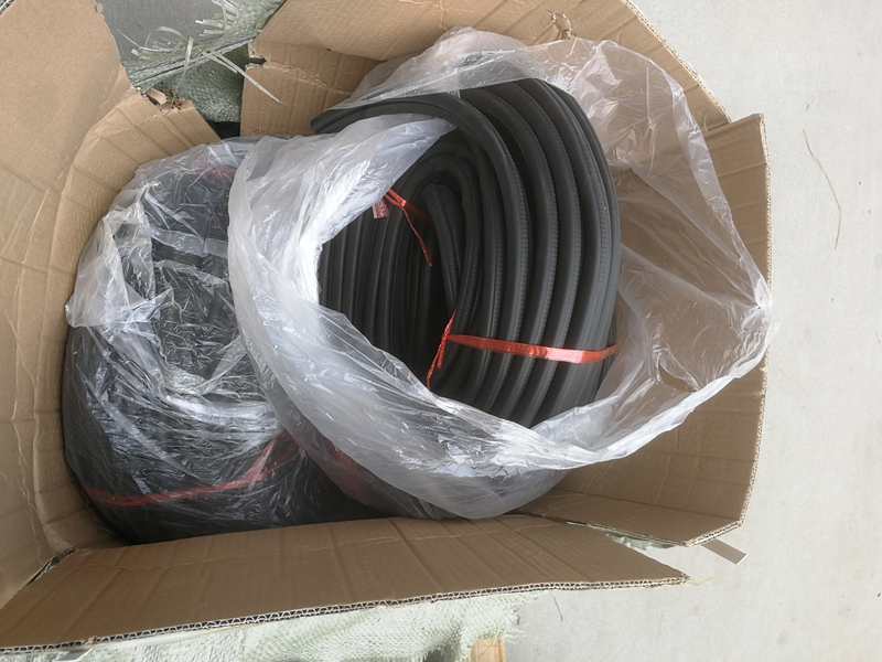 HC-B-69011 Auto Bus accessory universal sealing strip
