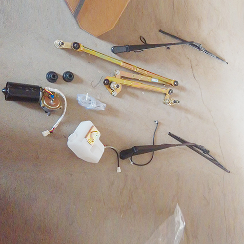 HC-B-48005 OVERLAPPED WIPER ASSEMBLY ,CENTRE DISTANCE OF WIPER LINKAGE 1720-1420MM, MOTOR MODEL: 130W,24V/12V, WIPER BLADE 800-700MM, WIPER ARM 750-630MM, WASHER 2L