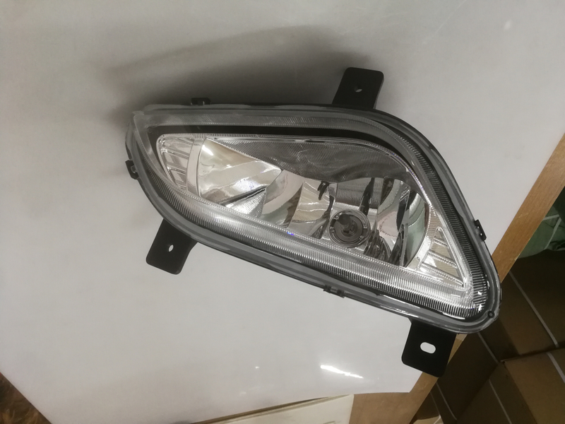 HC-B-4211 BUS AUTO PARTS FRONT FOG LAMP 