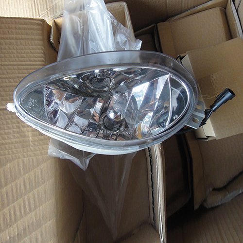 HC-B-4033 6120 BUS LAMP FRONT FOG LAMP