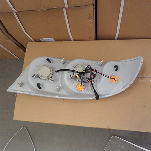 HC-B-1096 HEAD LAMP FOR SUZHOU KINGLONG 6608