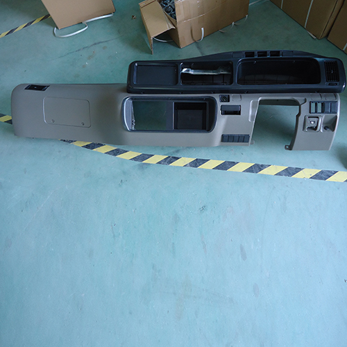 HC-B-38023 BUS DASHBOARD FOR RHD