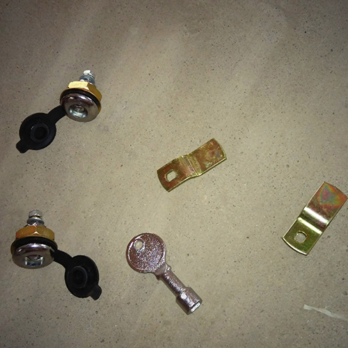 HC-B-10131 BUS LOCK WITH RUBBER