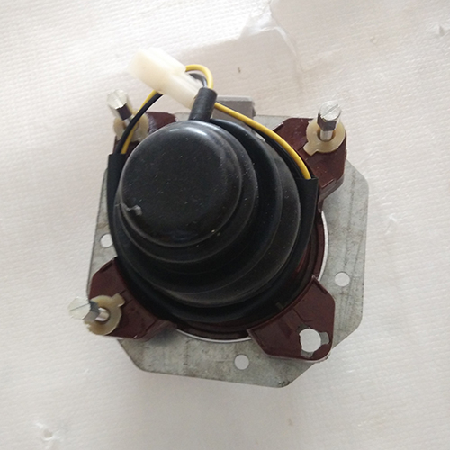 HC-B-3060 BUS HIGH BEAM DIA90 W/ POSITION LAMP W/ STEEL BRACKET W/ EMARK&3C