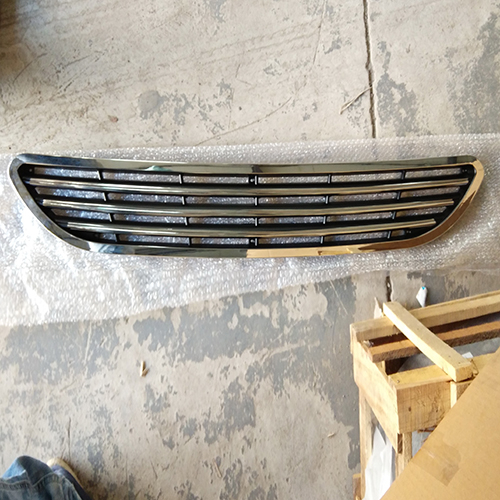 HC-B-35071 DONGFENG BUS CHROMED FRONT GRILL 