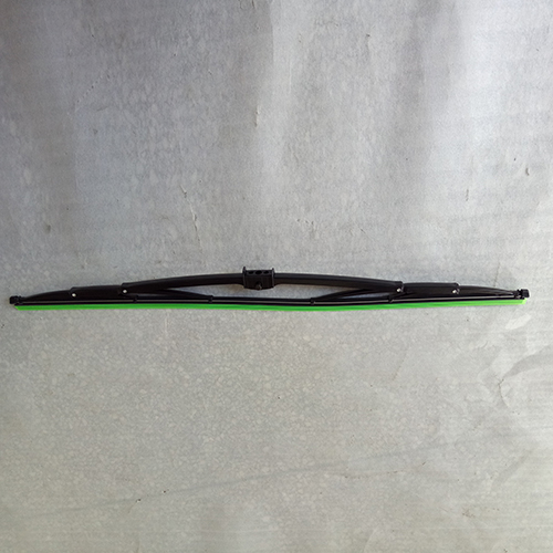 HC-B-48072 BUS WIPER BLADE 700MM