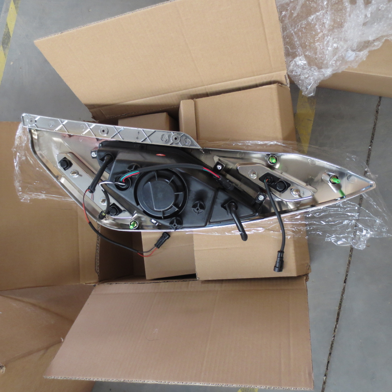 HC-B-1451 Auto Bus Parts Bus Headlamp for MARCOPOLO BRASIL Bus Body Parts