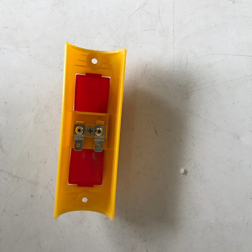 HC-B-39007 UNIVERSAL BUS BUZZER 113*38 RED/YELLOW