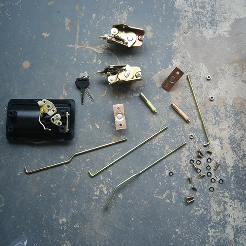 HC-B-10246 BUS LOCK