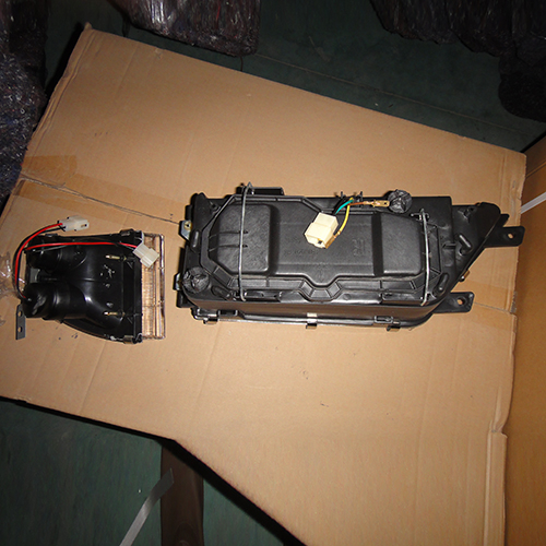 HC-B-1364 BUS 518*163 HEADLIGHT 24V WHITE AUTO PARTS