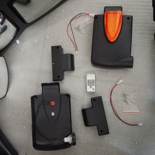 HC-B-11159 BUS SIDE MIRROR WITH TURN LIGHT