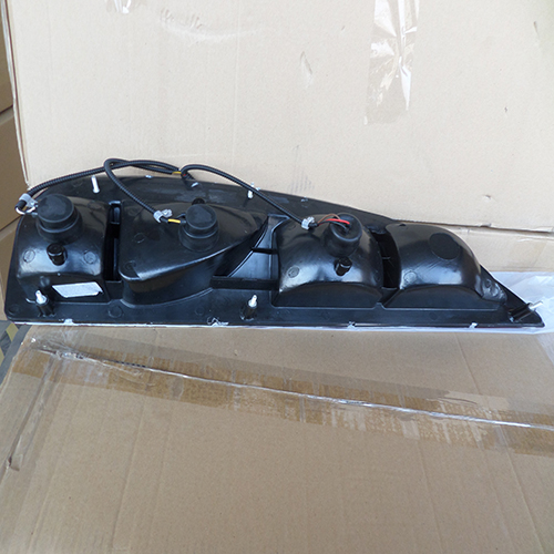 HC-B-2194 BUS REAR LAMP 