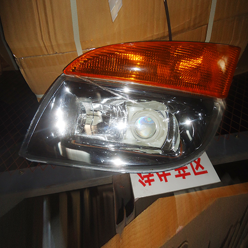 HC-B-1359 BENZ 415 BUS AUTO LAMP COMBINED HEAD LAMP 