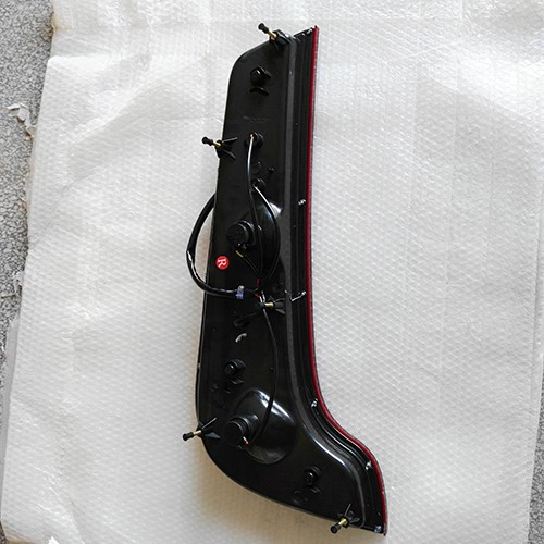 HC-B-2656 BUS COMBINED REAR LAMP