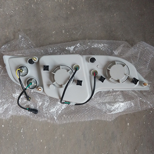 HC-B-1097 BUS HEAD LAMP FOR SUZHOU KINGLONG 6796/6856 OR HIGER