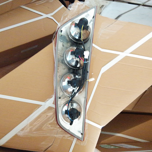 HC-B-2162 BUS REAR LAMP